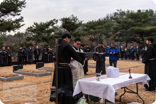 라파엘형제장례43.jpg